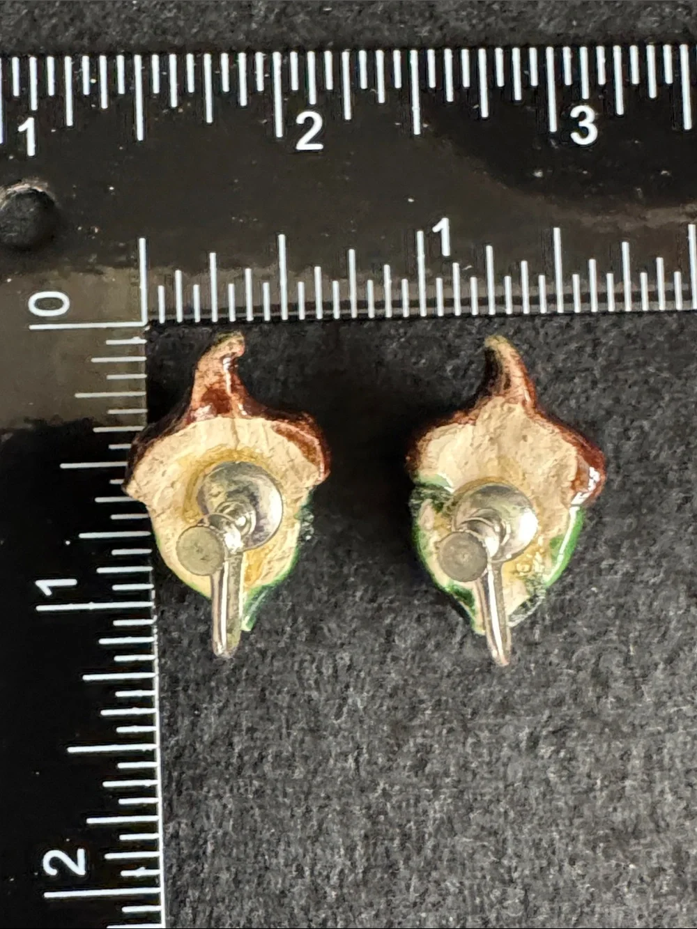 VTG 1940s Mid-Century Ceramic Acorn Screw-Back Earrings
